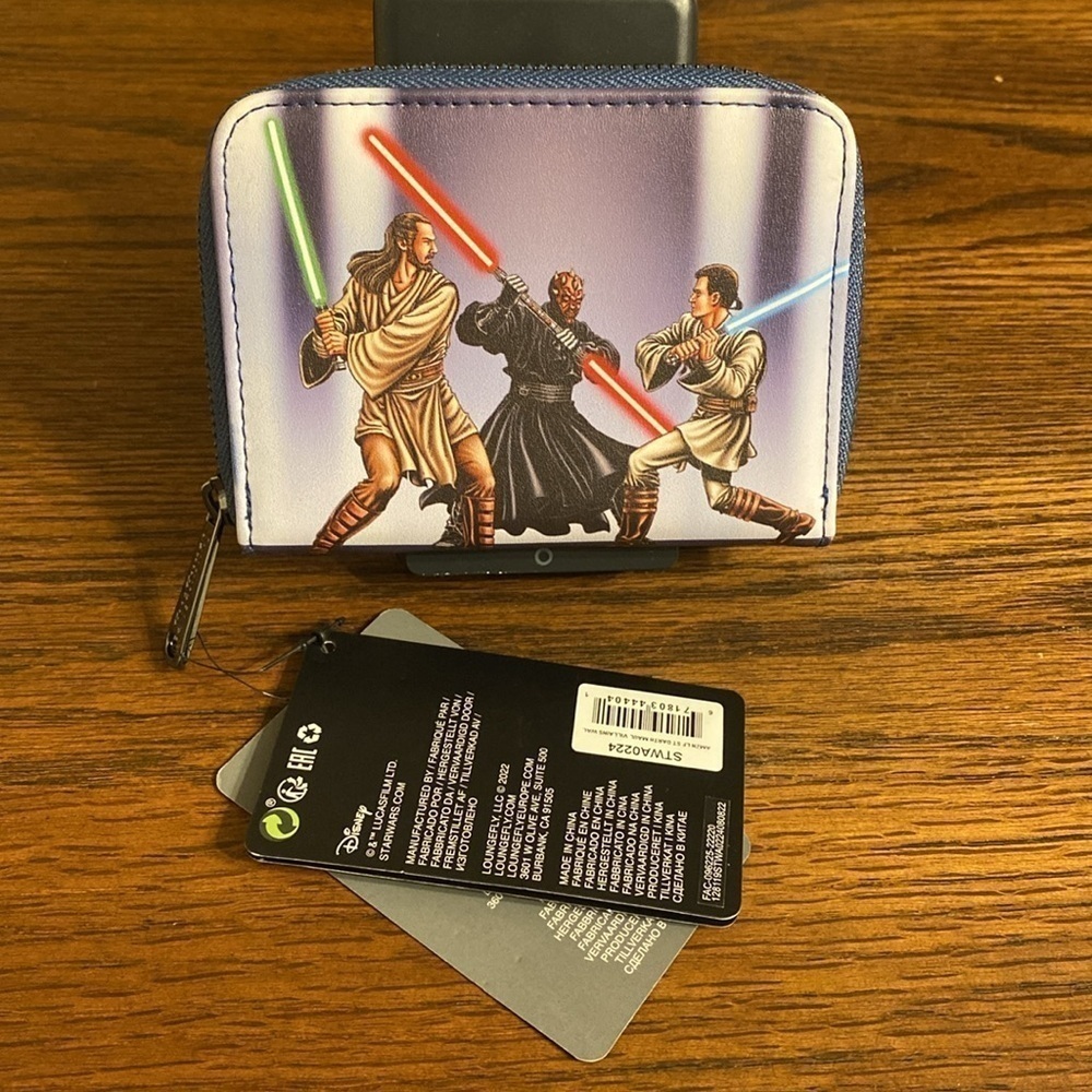 Loungefly Star Wars Phantom Menace Glow in the Dark Wallet NWT Darth Maul Duel
